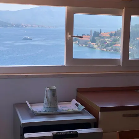 Sea View, Terrace, Parking Near Korcula Town
