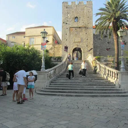 Apartment Dari, Sea View, Parking, Near Korčula